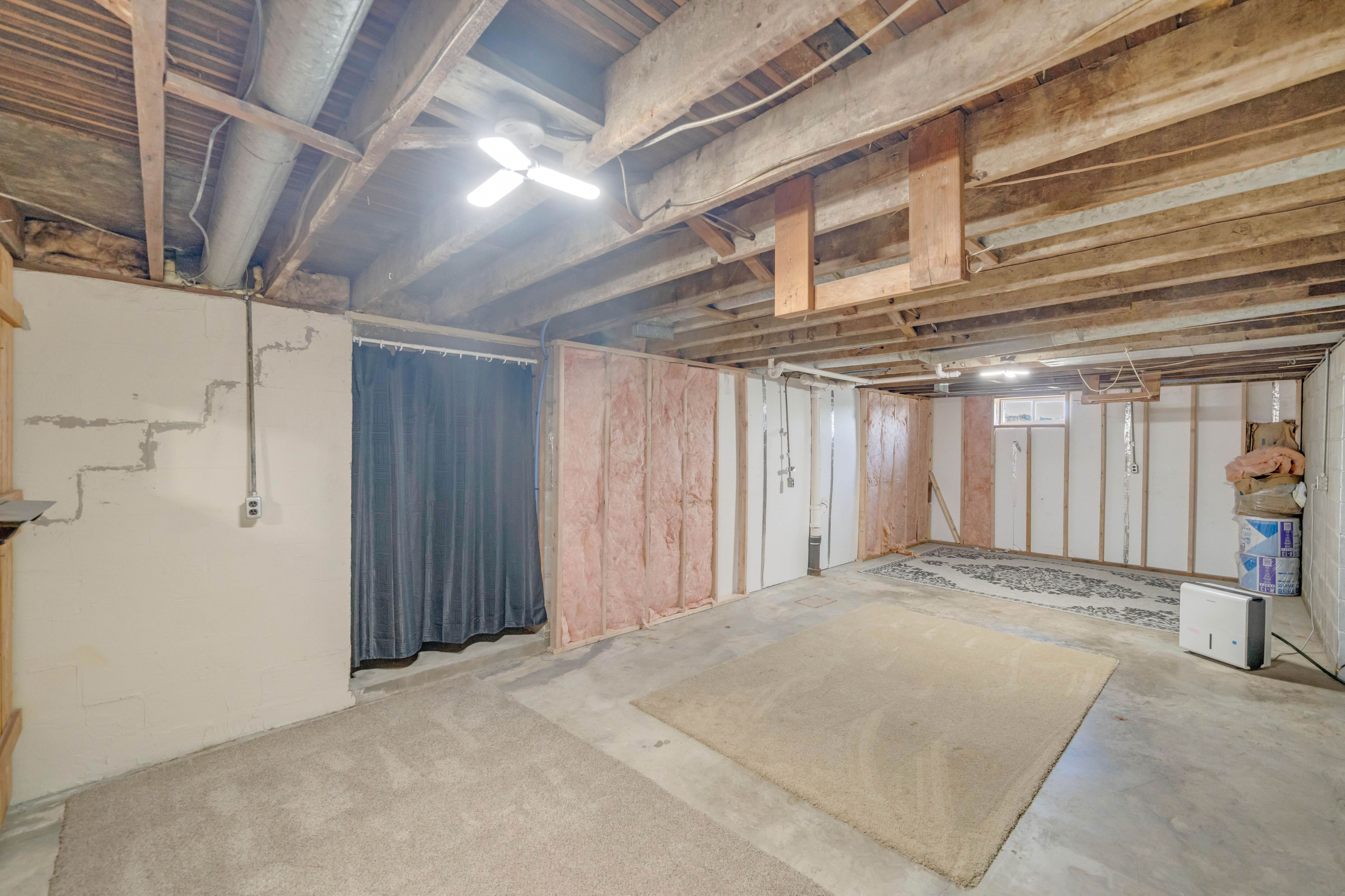 Listing Photo: 320 Burlington Ave, Martensdale, IA 50160 (11 of 34)